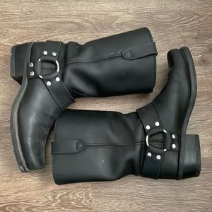 Women’s Size 8 Durango Harness Boots